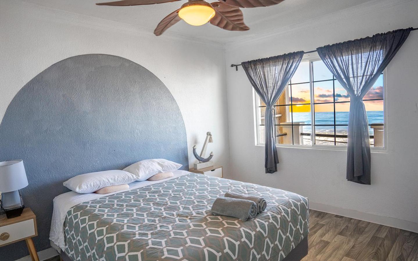 Beachfront Two Bedroom With 3 Beds Tijuana Eksteriør billede